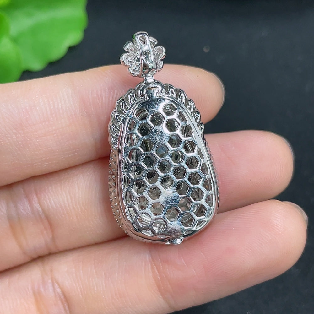 Jadeite Pendant God of Wealth 18k with Diamond Inlay