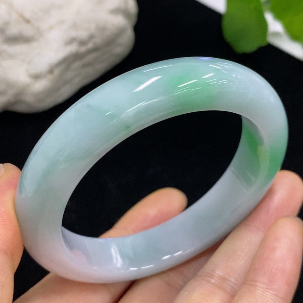 Jadeite Round Bangle