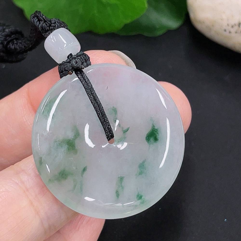 HUILIU HQ jadeite peace knot pendant with rope, weighing approximately 13.4g, featuring smooth green jade with intricate knot design