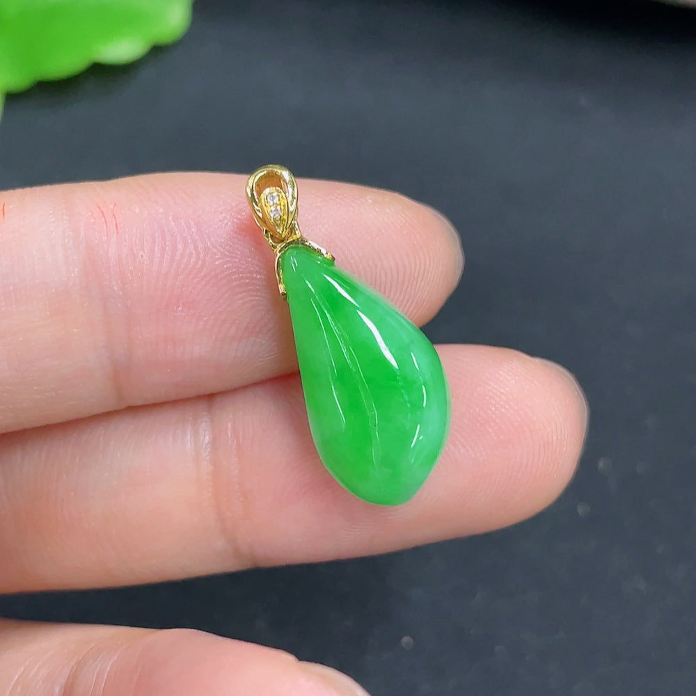 Jadeite blessing melon pendant necklace with 18K gold setting, from HKHQ, featuring a smooth green jadeite fruit design.