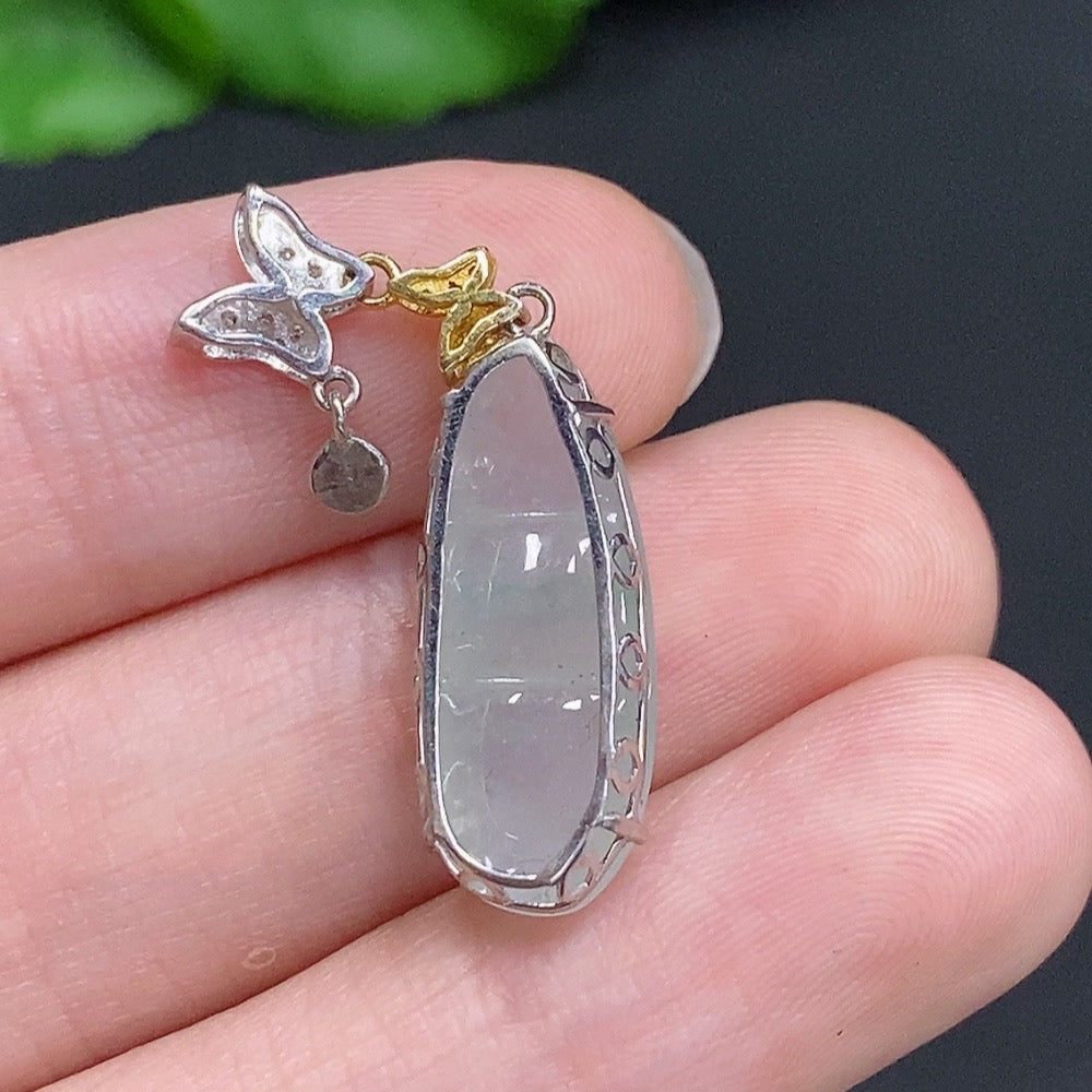 Jadeite Lucky Bean Pendant 18k Gold Total Weight Approx. 2.3g
