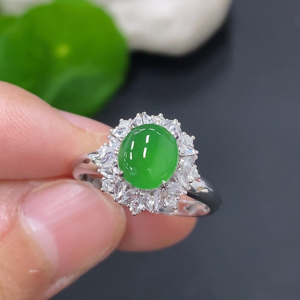 Jadeite Cabochon Ring 18k Gold Total Weight Approx. 2.8g Size 14 with Diamond Accents