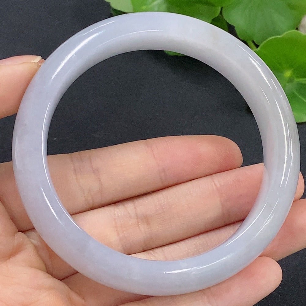 Jadeite Round Bangle