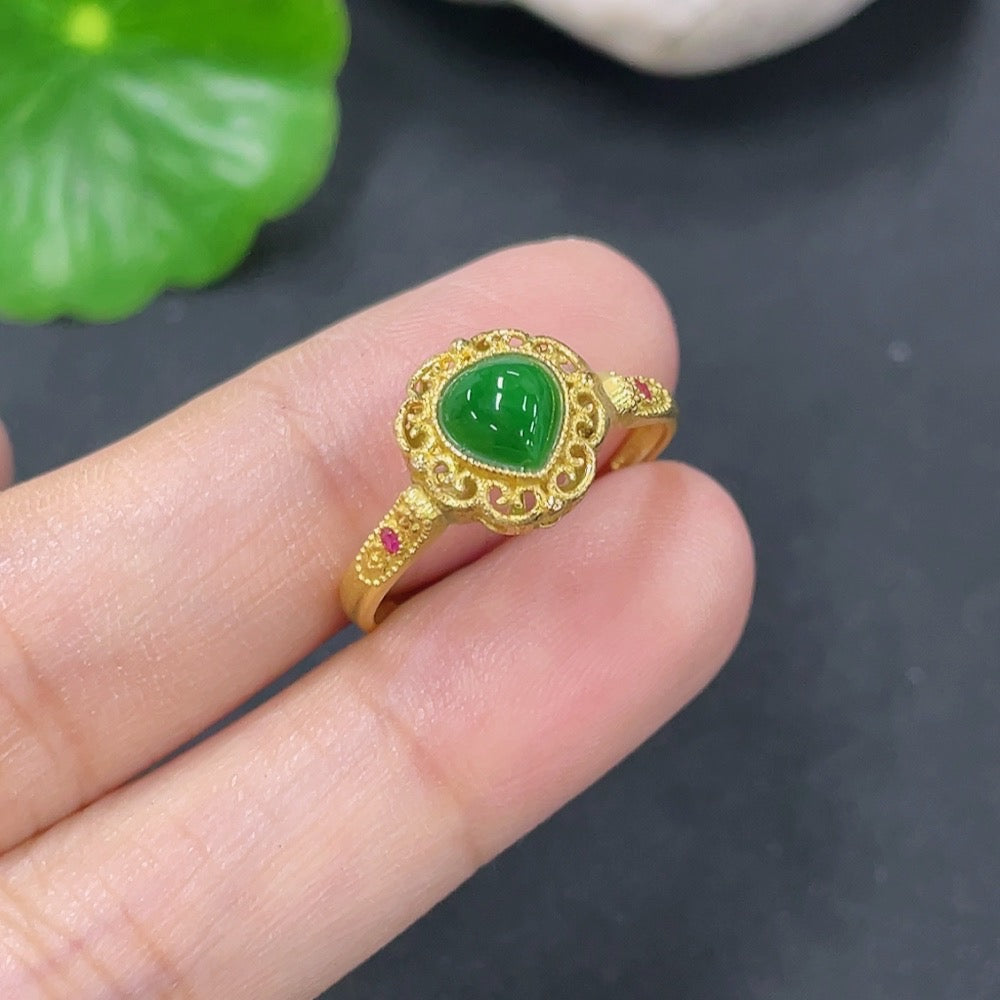 Jadeite Inlaid Ring Surface Tested 18k Gold Size 11 Total Weight Approx. 1.77g