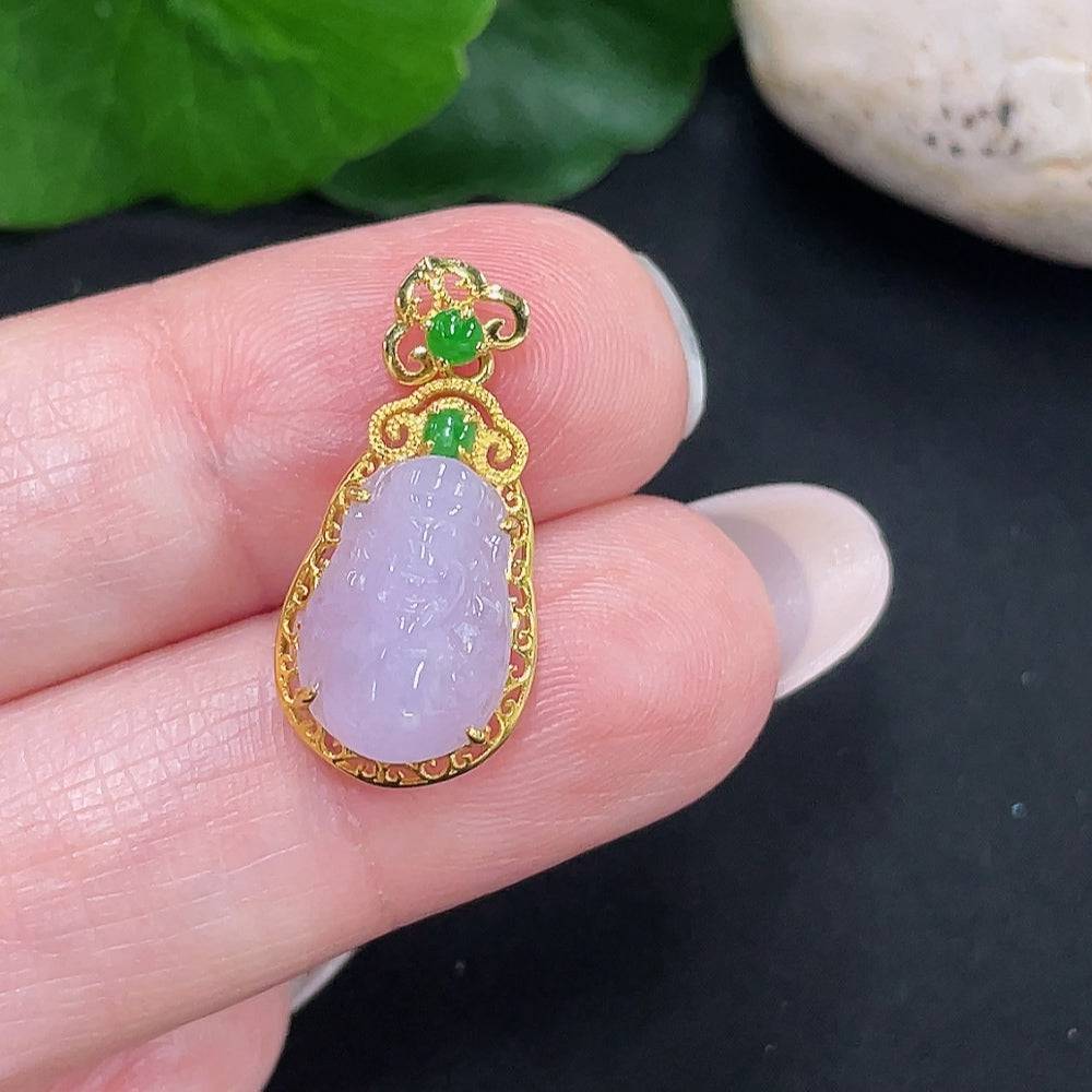 Jadeite Pi Xiu pendant with 18k gold inlay from HUILIU HQ, featuring a detailed carved Pi Xiu figure, weighing approximately 1.32g