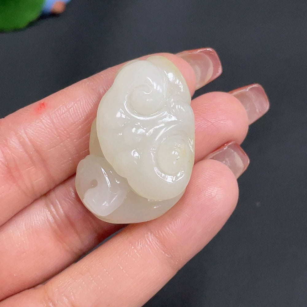 Hetian Jade Pendant, Ruyi, Undetermined Skin Color Origin, Total Weight Approx. 16.6g