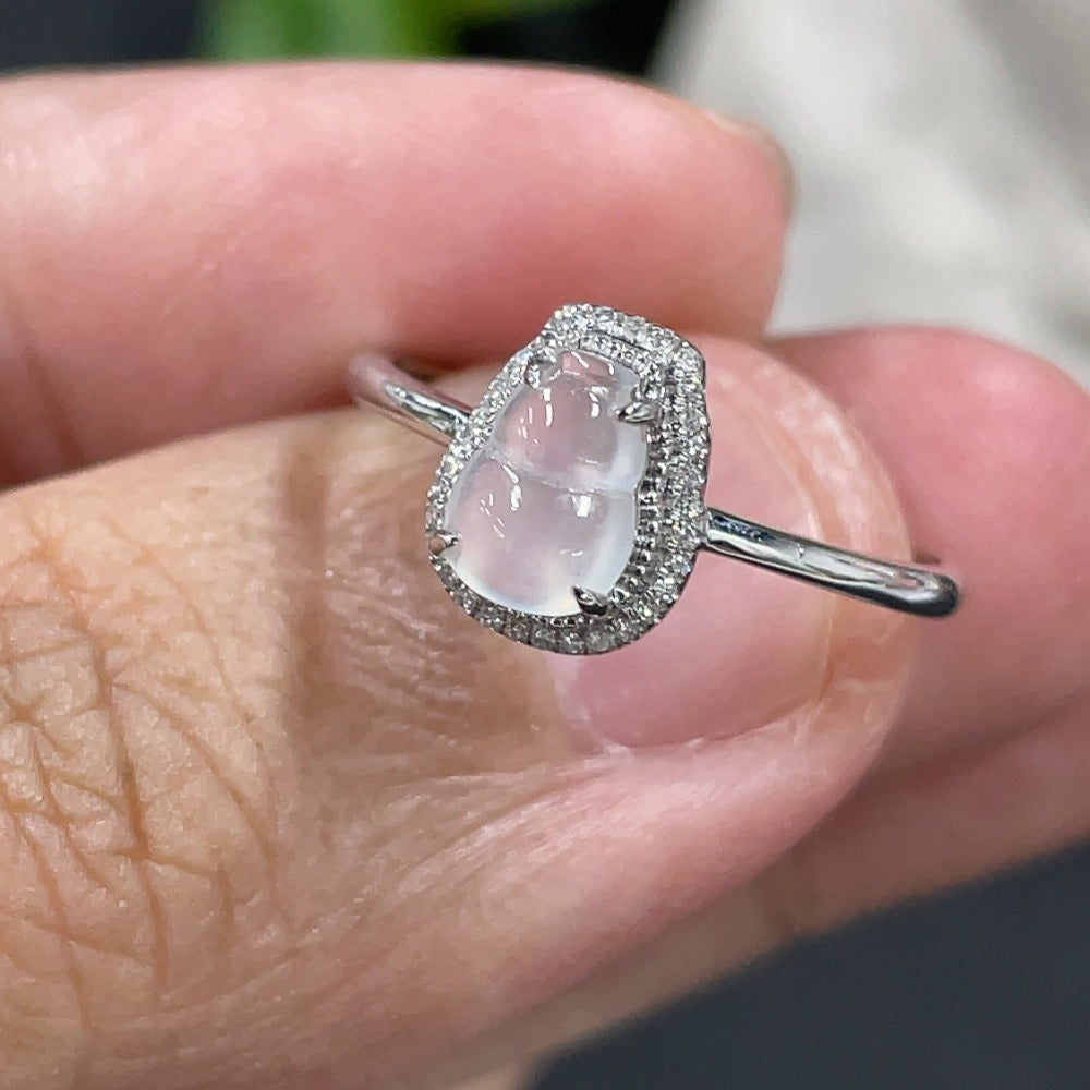 Jadeite gourd inlaid ring with 18k gold and diamond accents, size 13, from HKHQ, featuring intricate craftsmanship.