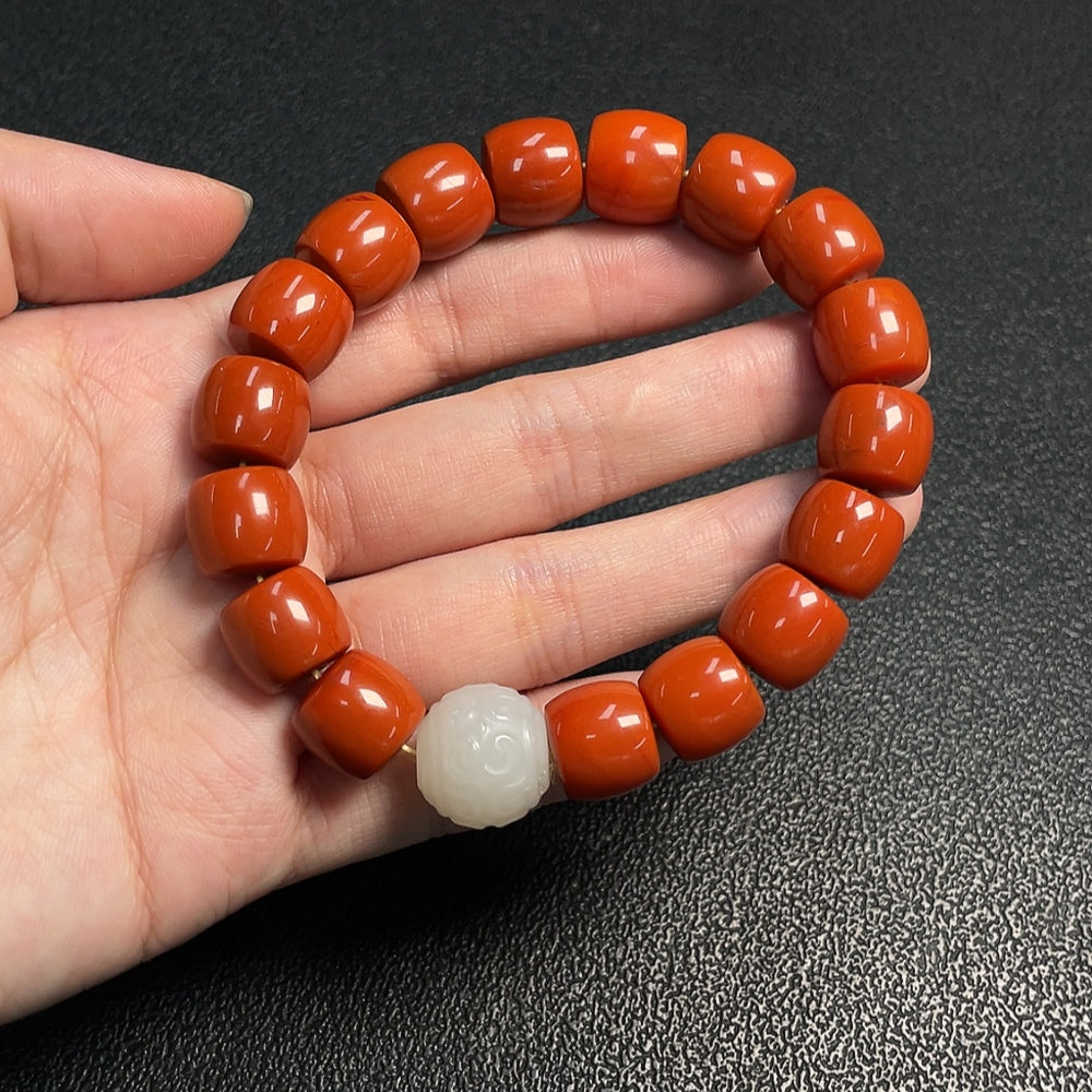 South Red Agate Bracelet with Visible Organic Matter, Total Weight Approx. 55.60g, Size About 12.1mm, Paired with Hetian Jade
