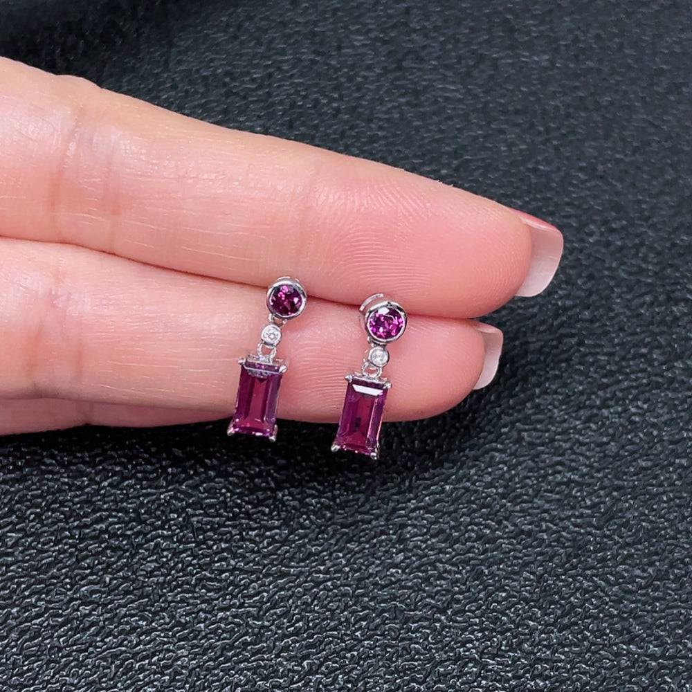 Huiliu Certified Garnet gemstone earrings with no imprint, non-diamond, weighing approximately 2.24 grams, featuring vibrant red stones.