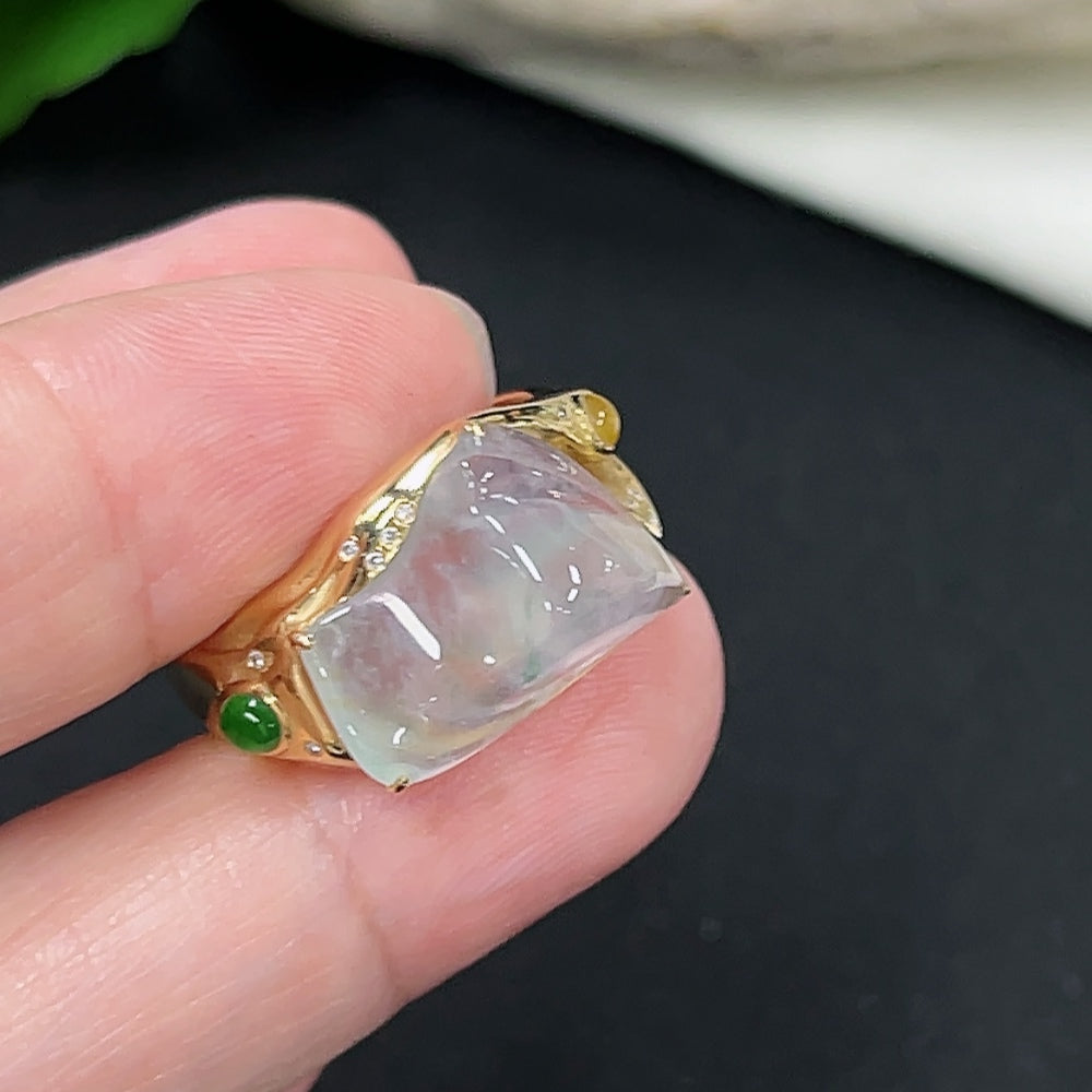 Jadeite inlaid ring with diamond accents in 18K gold, size 16, from HKHQ, with a total weight of 4.1 grams.