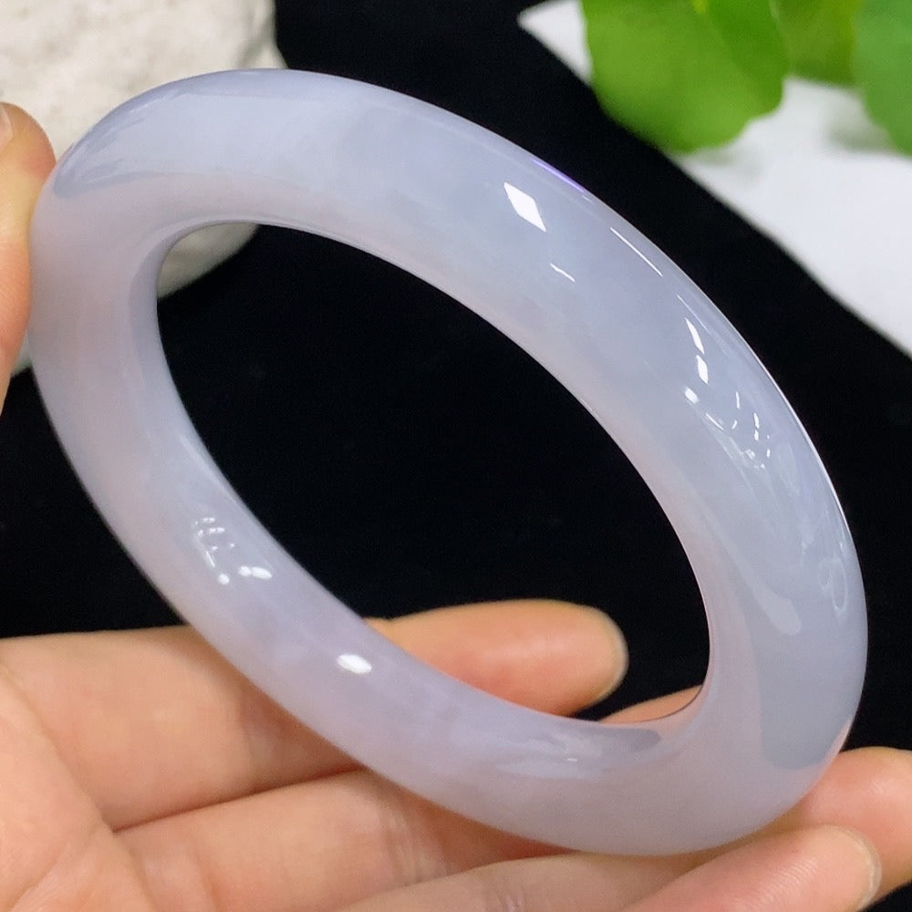 Jadeite Round Bangle