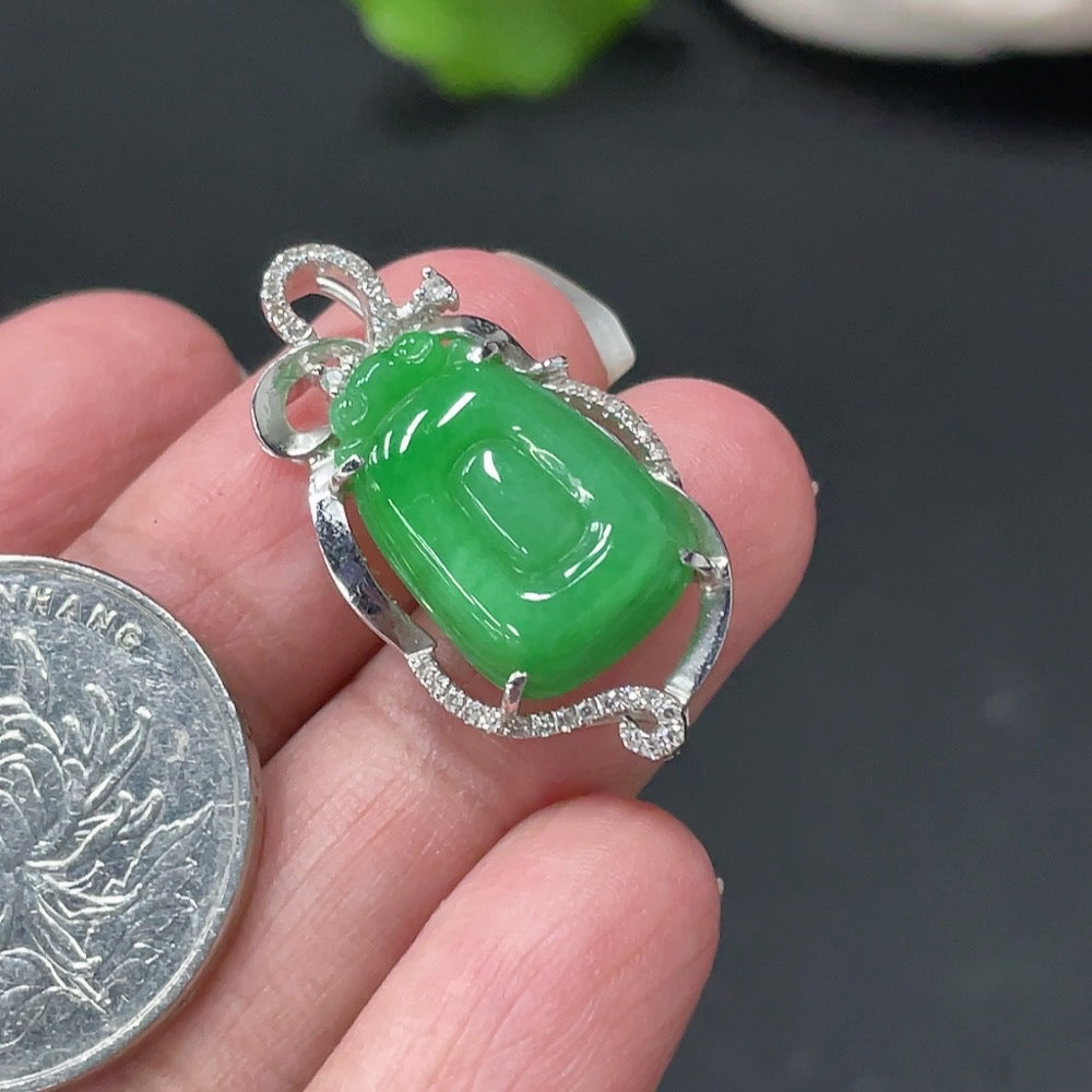 Jadeite Blessing Shell Inlaid Pendant Inlaid Approximately | Huiliu Certified