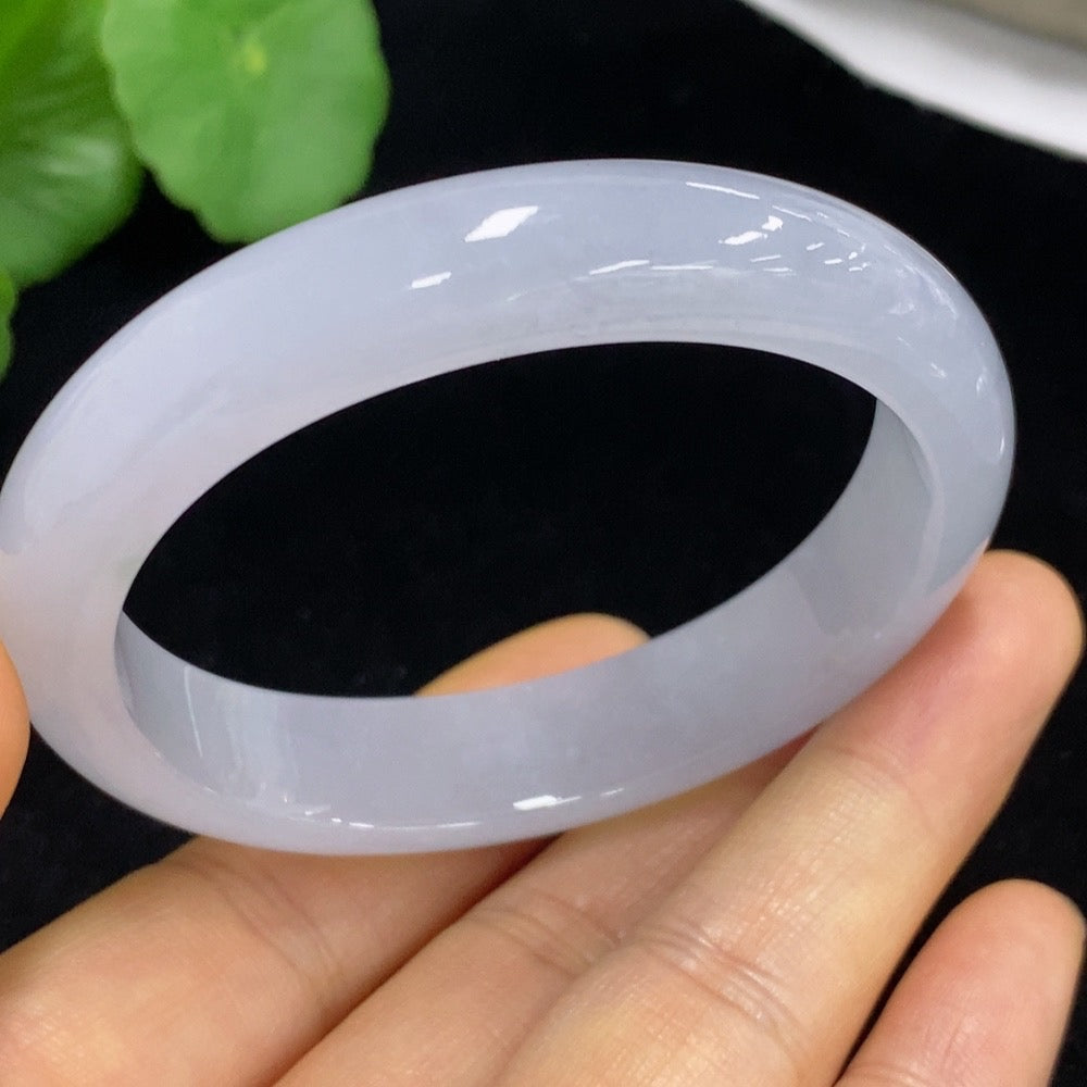 Jadeite Concubine Bracelet 53.9/46.3 Size Total Weight Approx. 43.64g