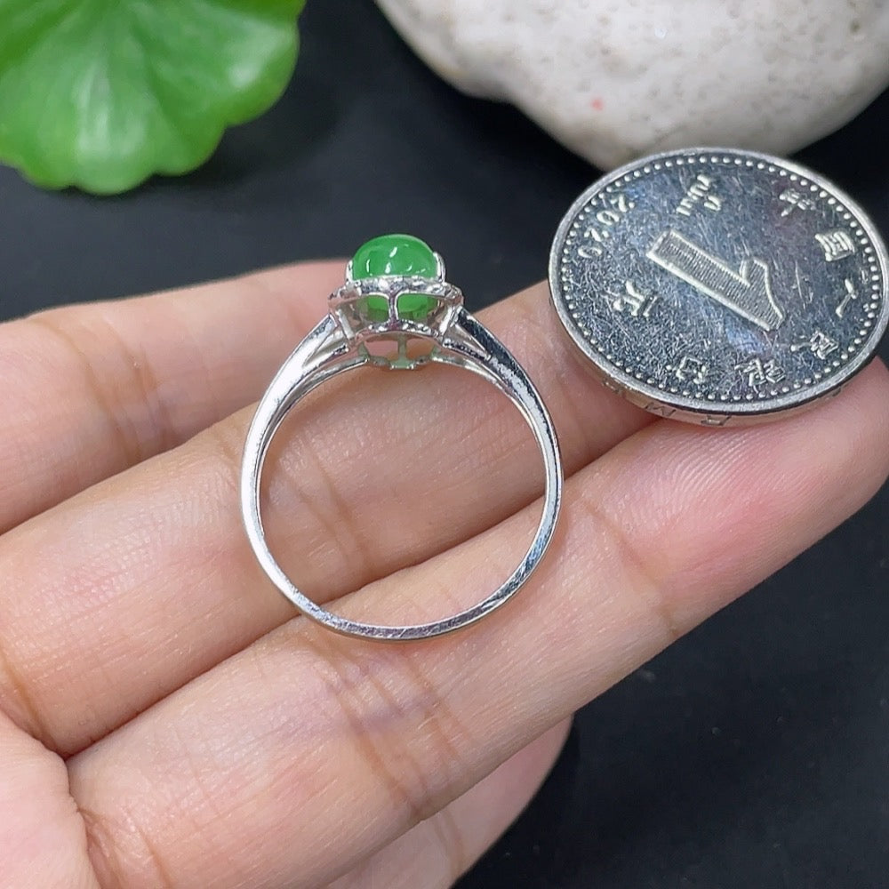 Jadeite Gourd Inlaid Ring 18k Gold Inlaid with Diamond Size 16.5 Total Weight Approx. 2.31g