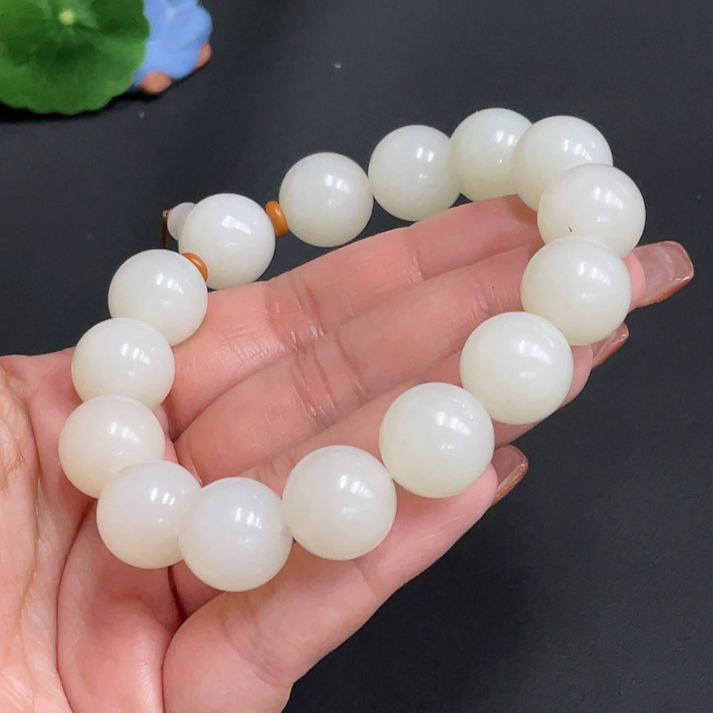Hetian Jade Bracelet, Approx. 14.4 mm Beads, Total Weight Approx. 73.4g, Undetermined Skin Color Origin, Non-Hetian Jade Beads Included