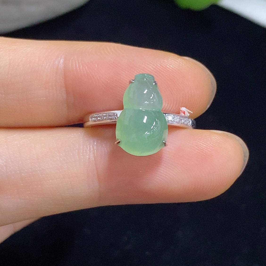 Jadeite Gourd Inlaid Ring 18K with Diamond Accents