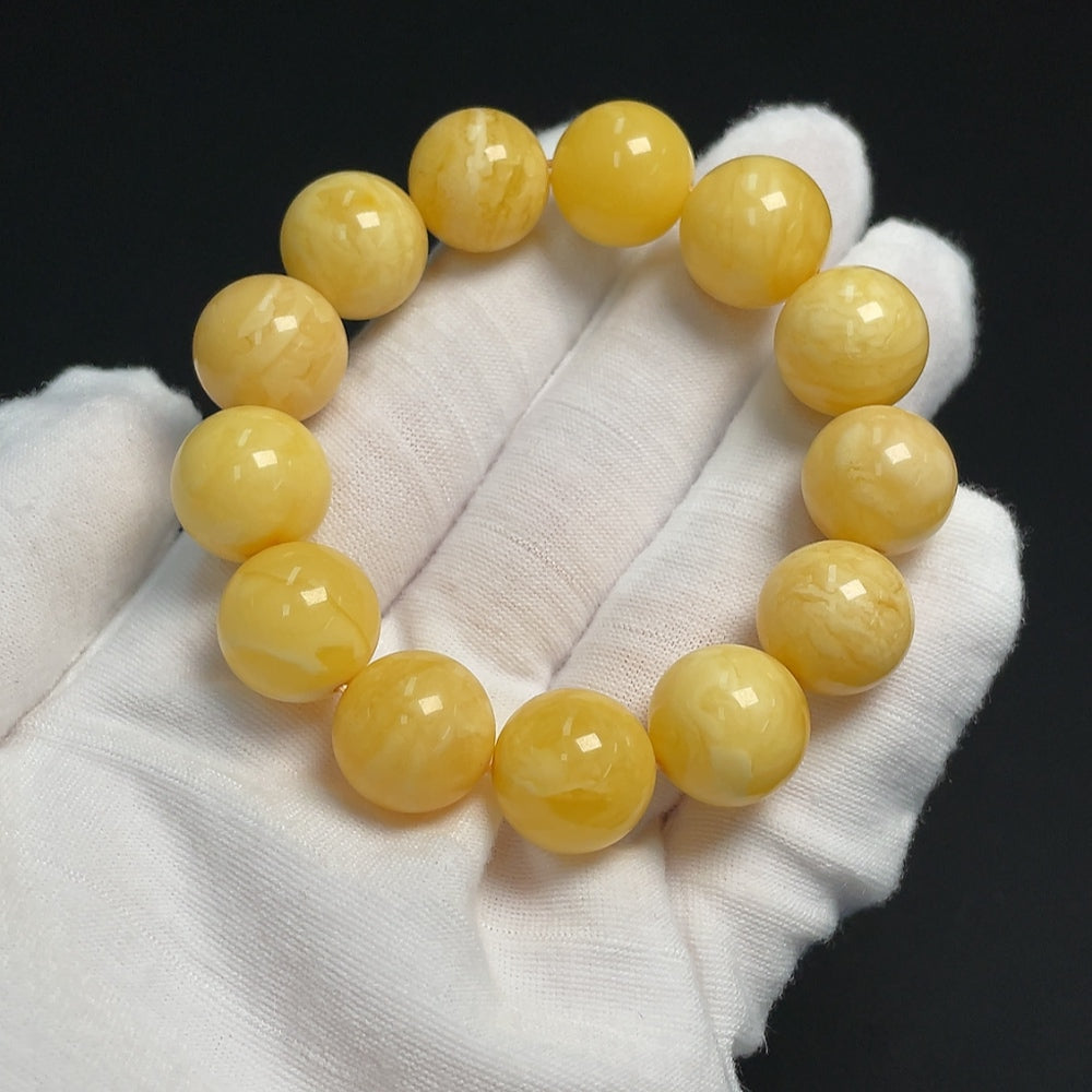 Amber Beeswax Bracelet, Total Weight Approx. 20.85g, Size About 13.9mm