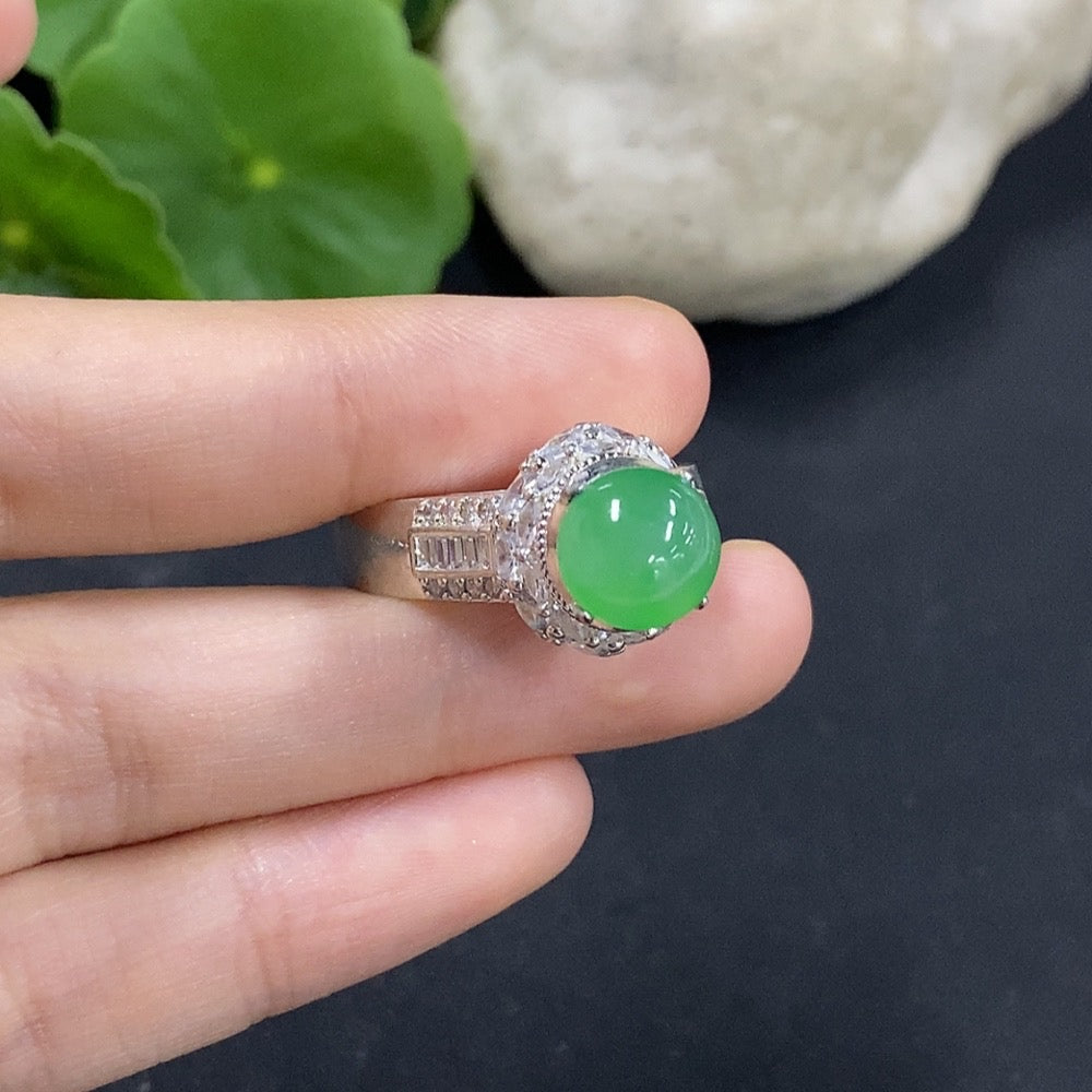 Jadeite cabochon, non-gold inlaid, total weight approx. 12.43g
