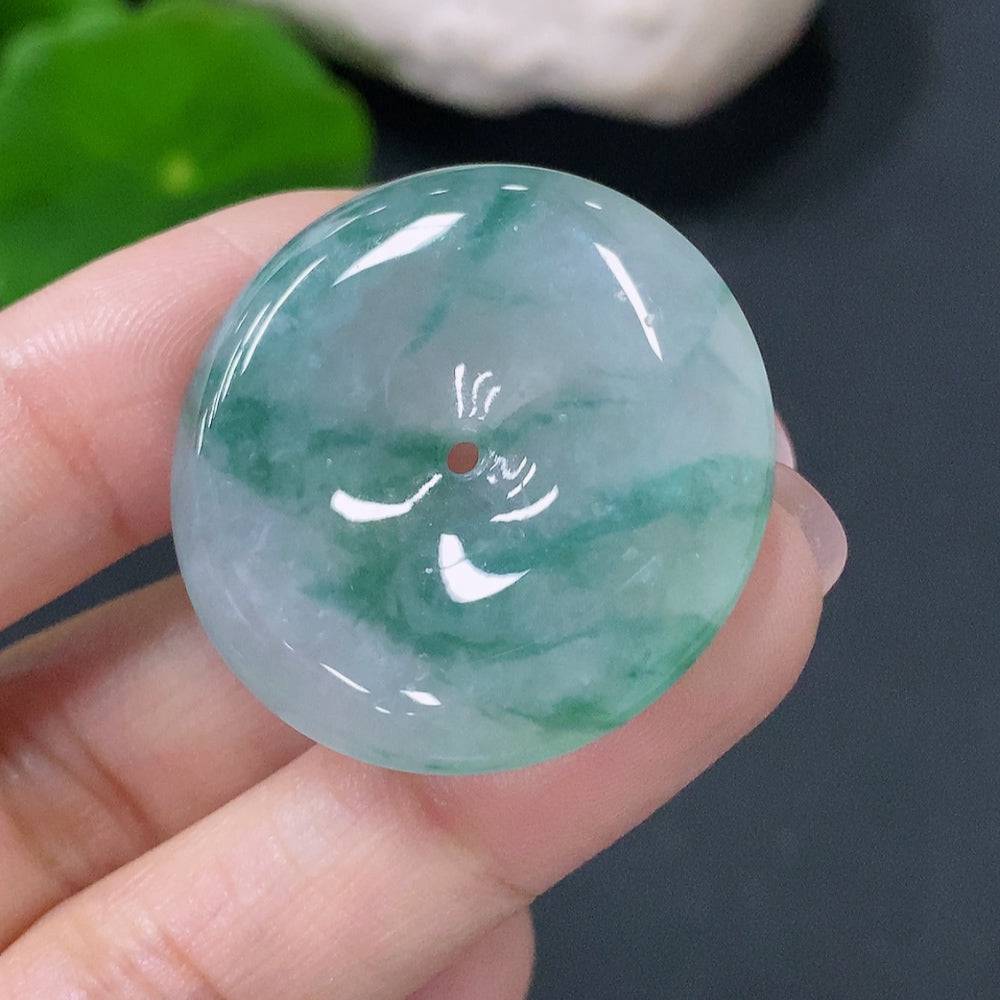 Jadeite pendant with peace knot design, crafted from green jade, weighing approximately 9.58g, by HUILIU HQ.