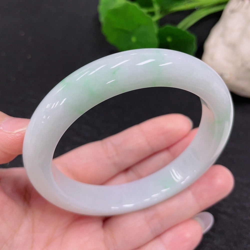Jadeite Regular Bangle, Inner Diameter 57.5mm, Total Weight Approx. 62.3g