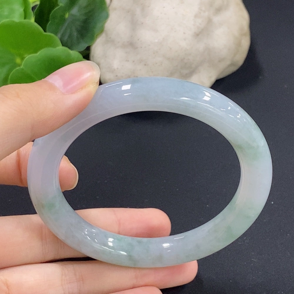Jadeite Round Bangle