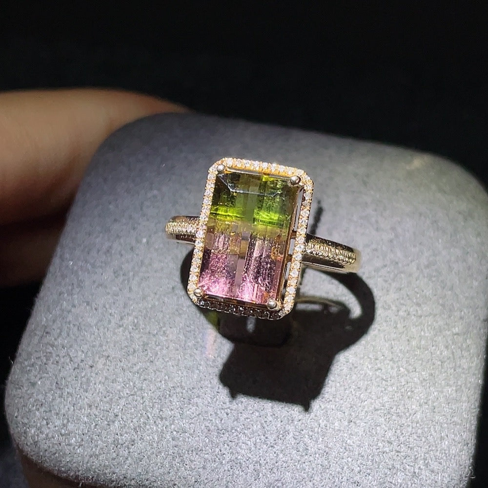 Tourmaline Inlaid Ring 18K Gold Size 14 Total Weight Approx. 3.20g Non-Diamond