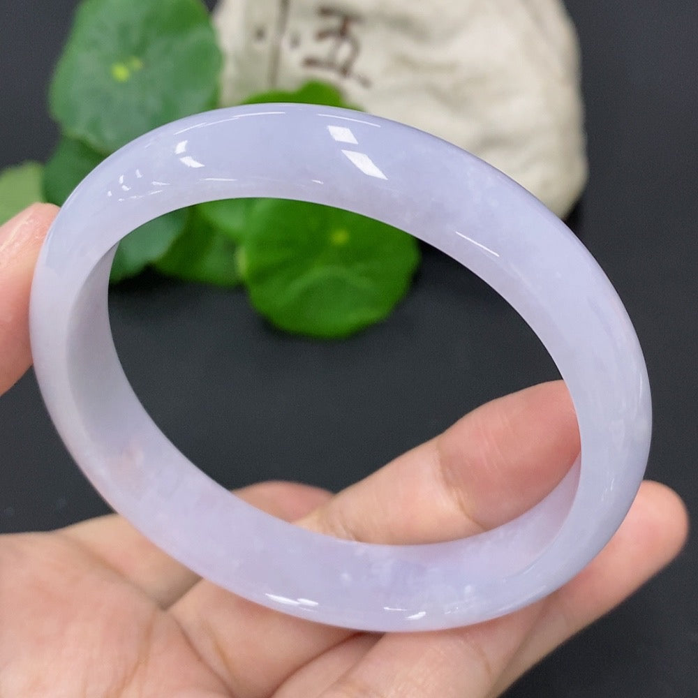 Jadeite Round Bangle