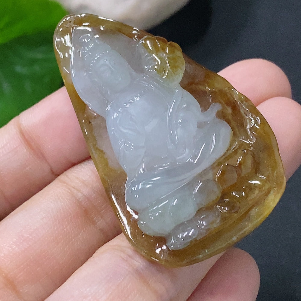 Jadeite Pendant Guanyin Total Weight: Approx. 18.98g Color Origin Undetermined