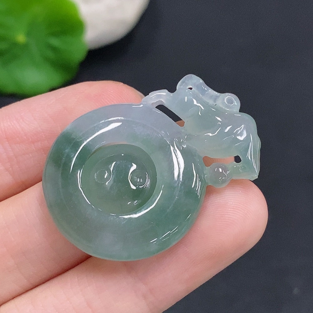 Jadeite Reversal of Fortune Pendant
