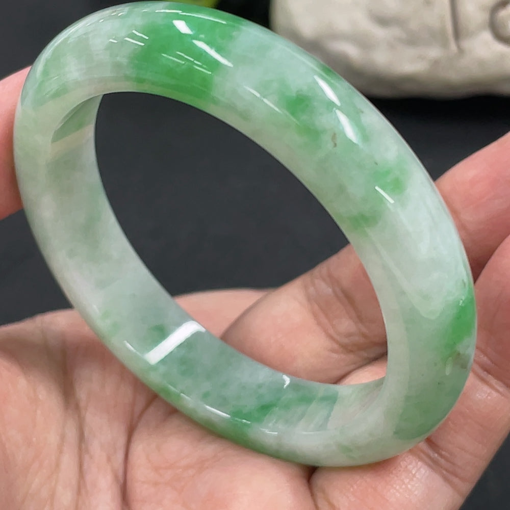 Jadeite Round Bangle Total Weight Approx. 52.3g Size 53.1