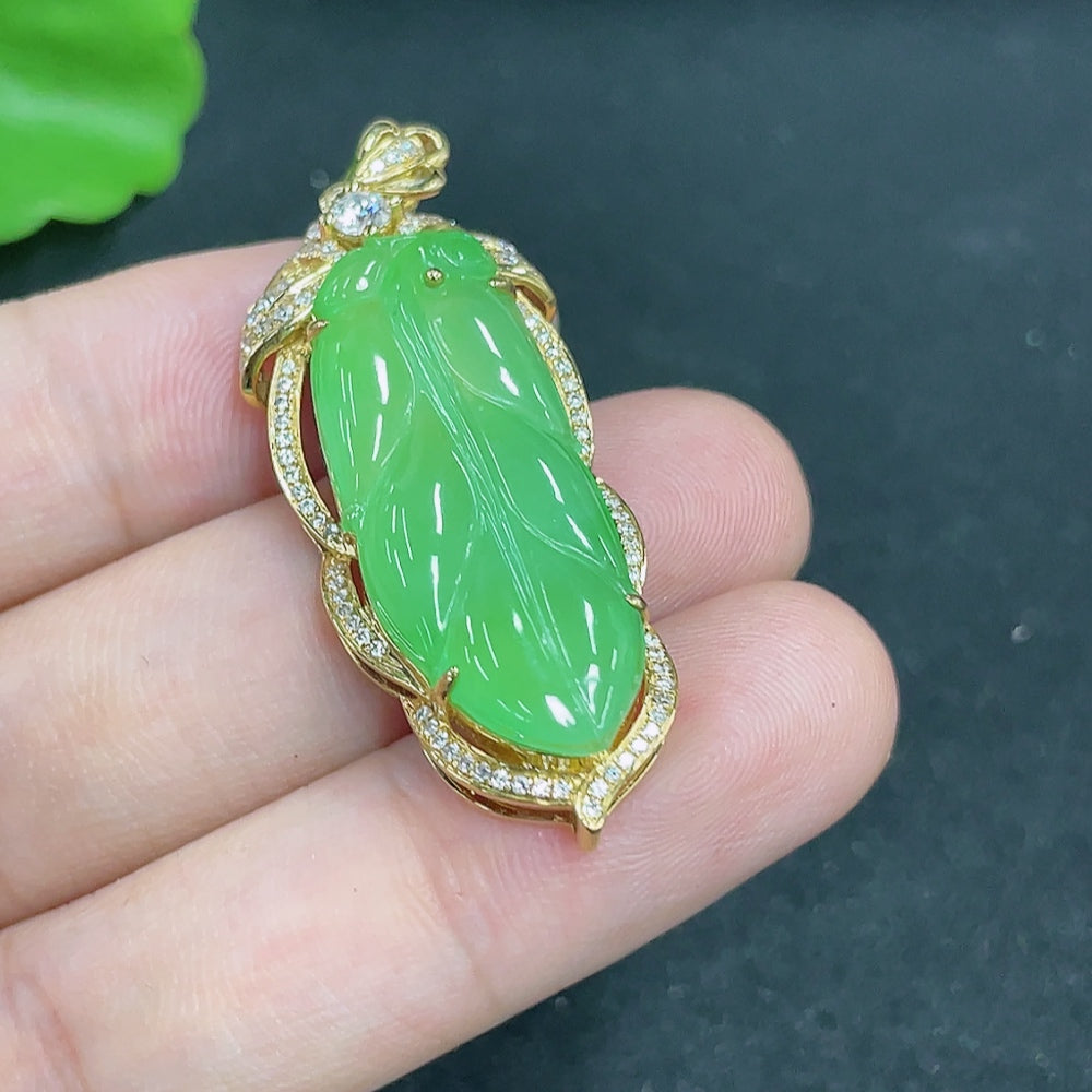 Jadeite Leaf Inlaid Pendant with 18K Gold and Diamond Accents