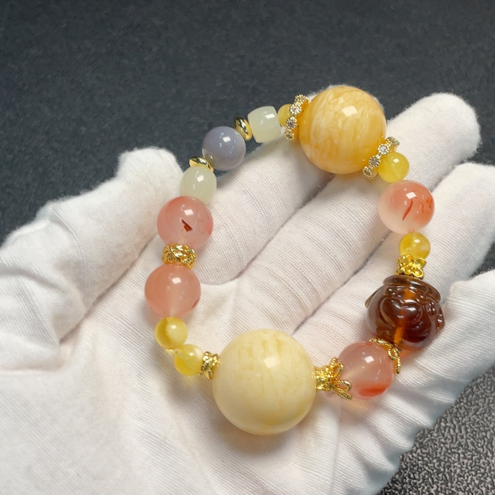 Amber beeswax bracelet from HUILIU HQ featuring southern red agate and Hetian jade, 21.2mm beads with natural earthy tones.