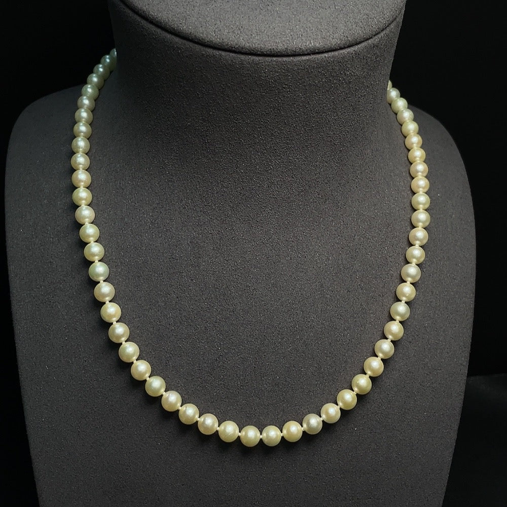 Seawater Pearl Necklace Color Origin Undetermined Non-Gold Total Item Weight Approximately 26.52g Size About 6.2mm