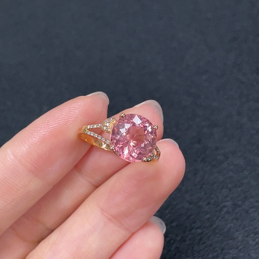 Tourmaline gemstone ring in 18K gold with diamond accents, size 16, weighing approximately 2.37g, by HKHQ.