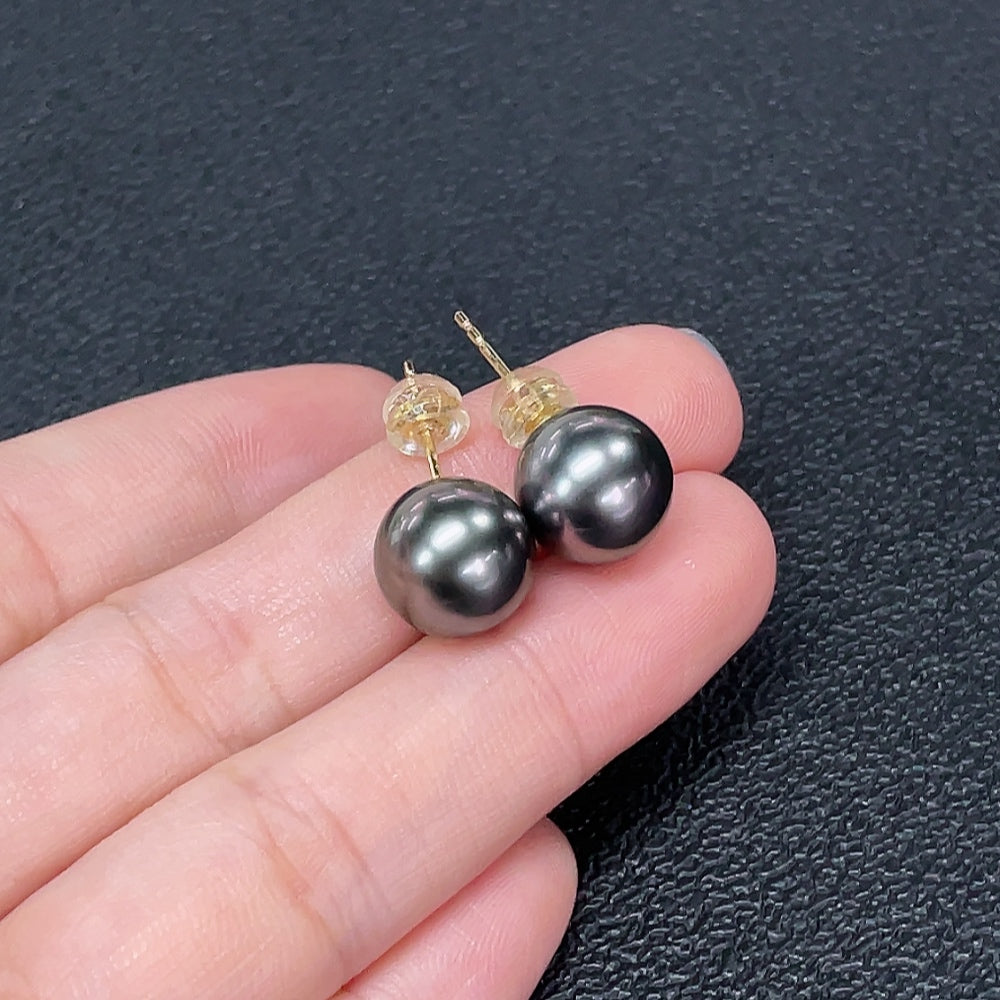 HKHQ seawater pearl earrings with 18K gold, approx. 3.71g weight, featuring 10.4mm pearls in a elegant jewelry setting