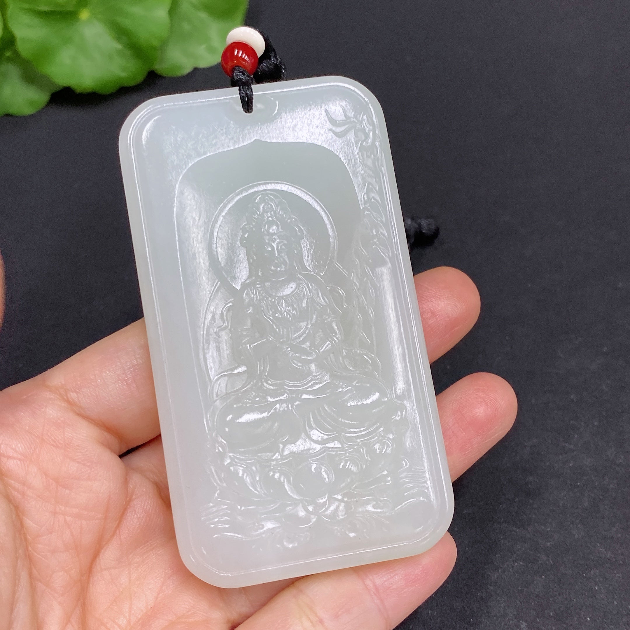 Hetian Jade Pendant Guanyin Total Weight (including rope) 87.1g