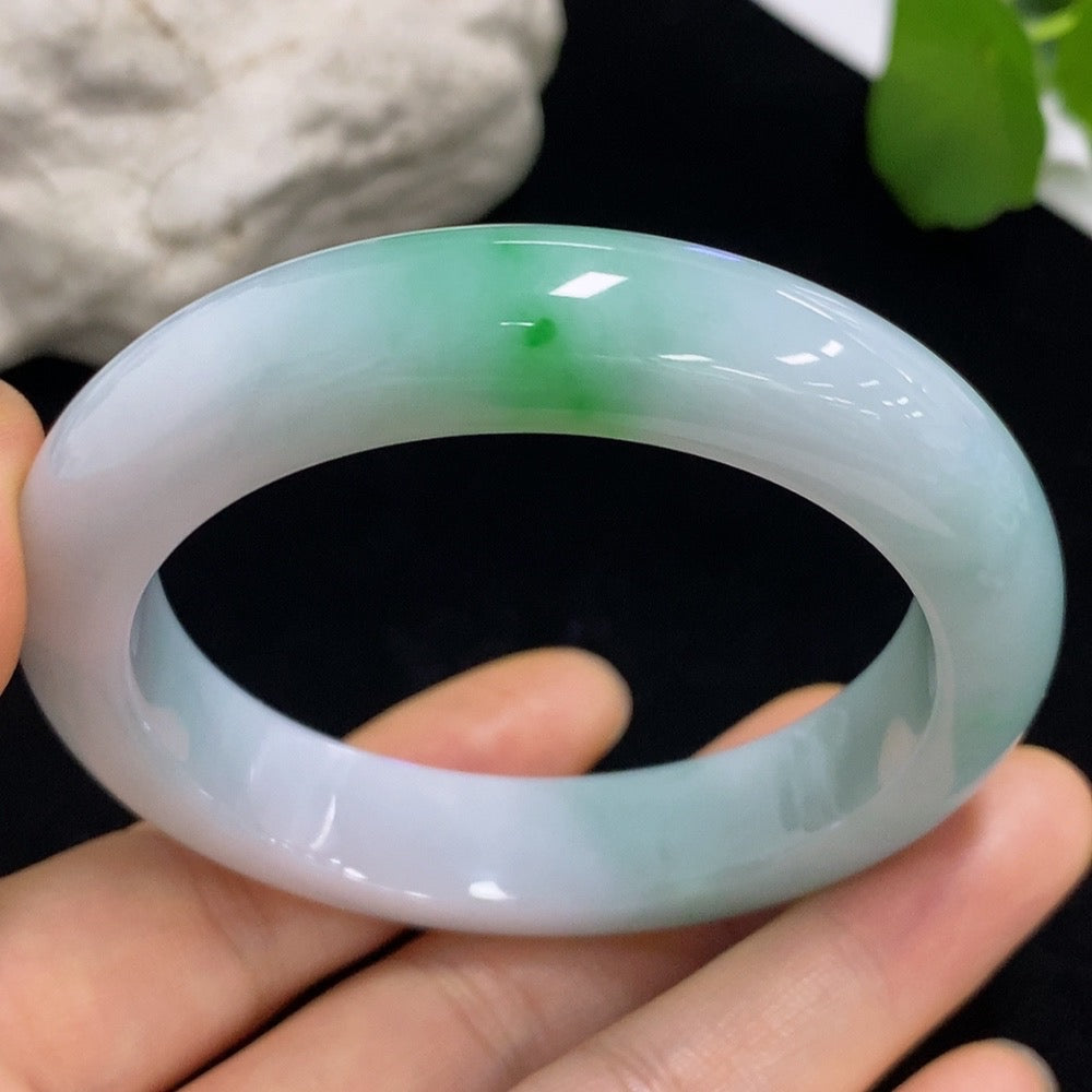 Jadeite Round Bangle