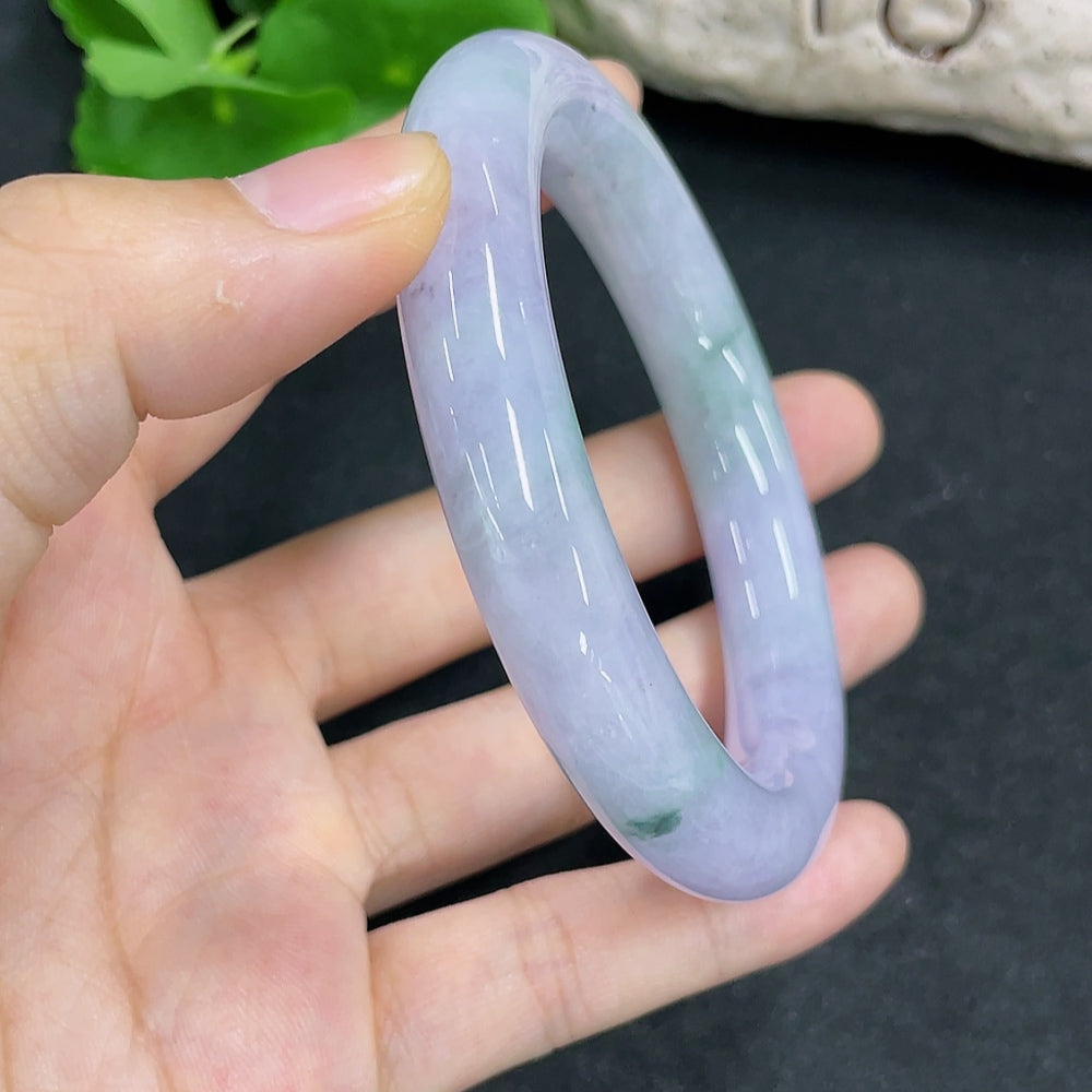 Jadeite Round Bangle with Other Mineral Components