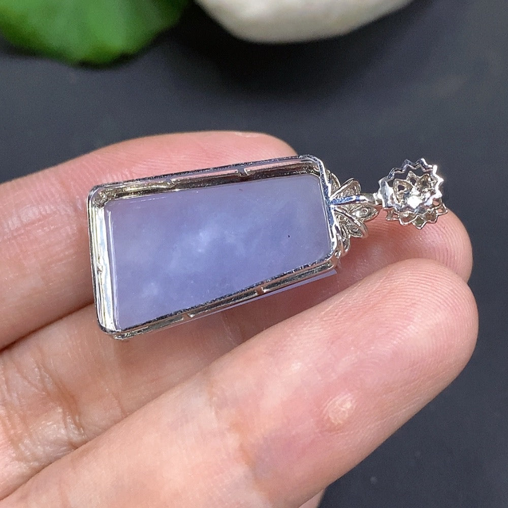 Jadeite Plain Pendant Pendant with 18K Gold Setting, Total Weight Approx. 3.8g