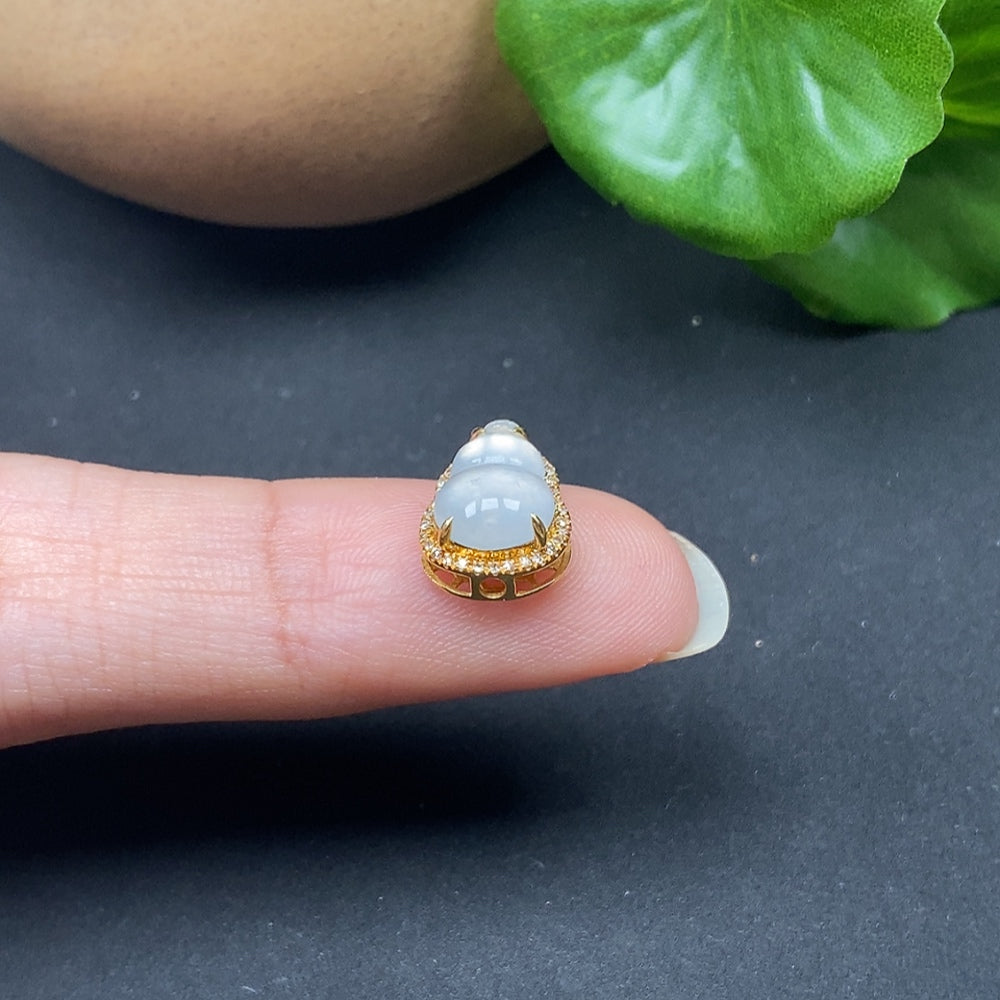 Jadeite Inlaid Pendant Gourd with Diamond Accents 18k