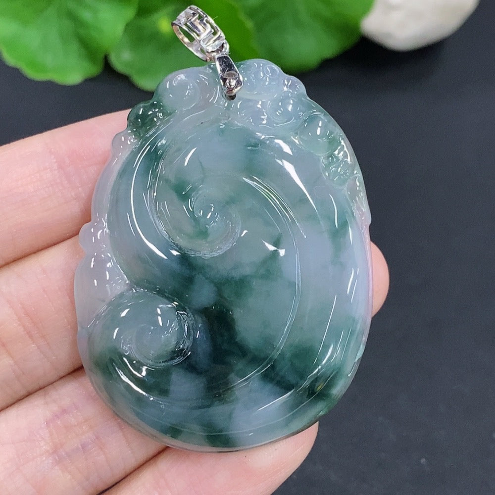 Jadeite Ruyi pendant with 18K gold clasp, damaged, showing intricate jade design and gold details, weight approximately 21.9g.