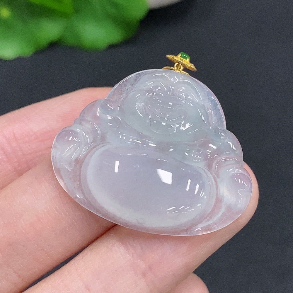 Jadeite Buddha pendant with 18k gold clasp, polished green jade, weighing around 6g, from HUILIU HQ.