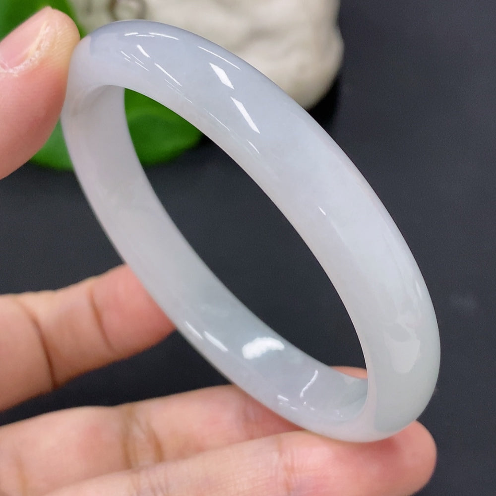 Jadeite Imperial Concubine Bangle