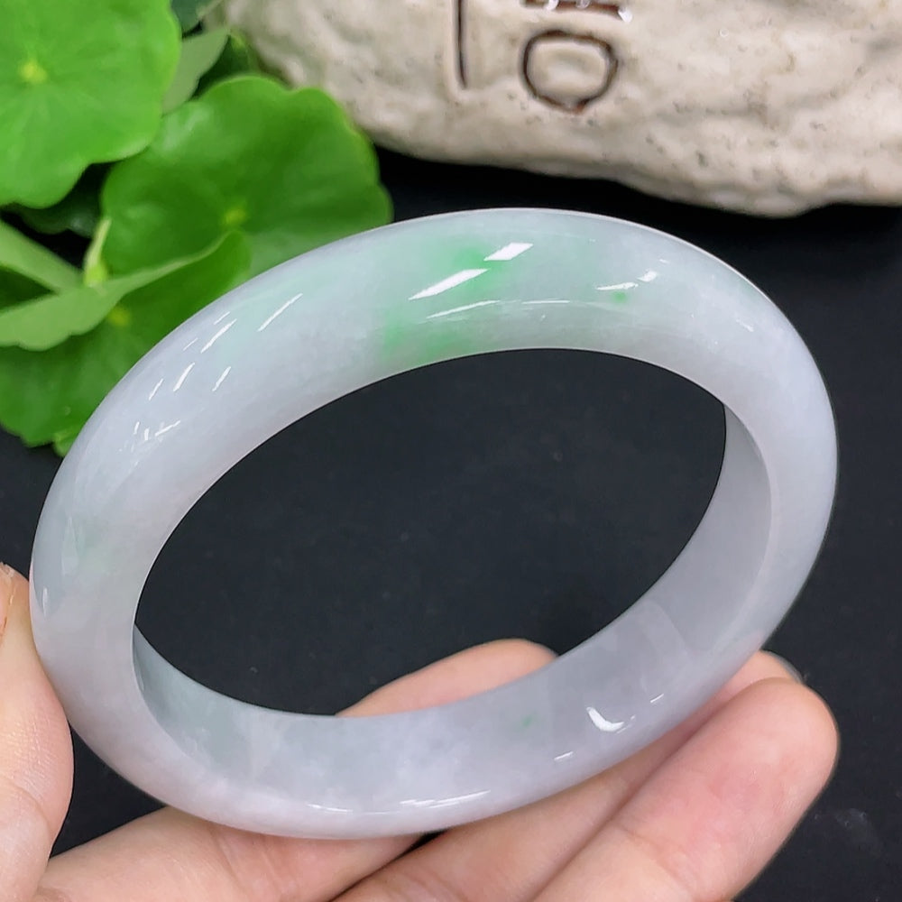 HKHQ Jadeite round bangle, 65.08g, size 60.5, smooth green jade jewelry with polished finish.