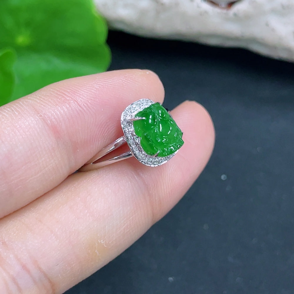 Jadeite ring with 18k gold band and diamond accent, size 13, weight approximately 1.76g, by HKHQ.