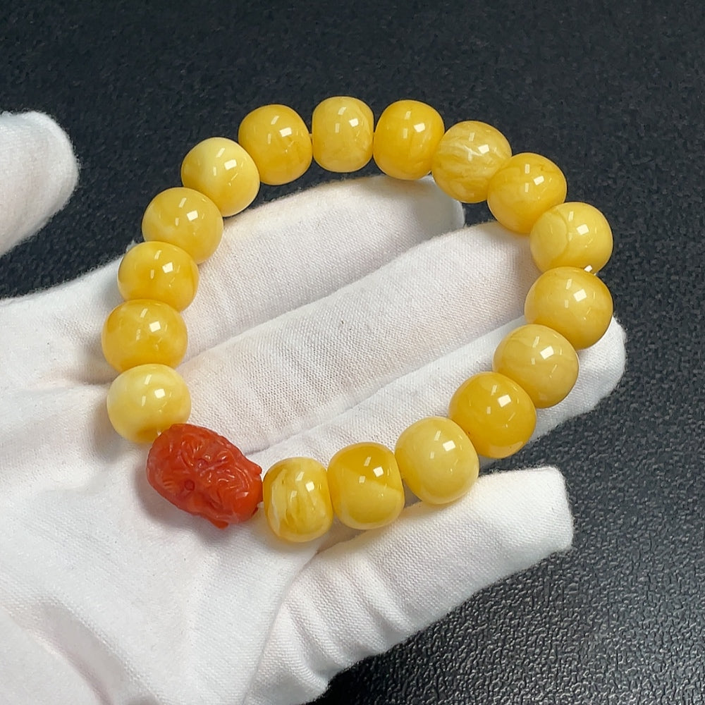 Amber Beeswax Bracelet, Total Weight Approx. 20.36g, Size 12.2mm, with Southern Red Agate