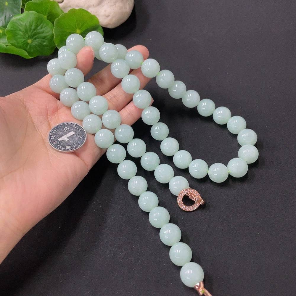 Huiliu Jadeite bead necklace with 11.5mm round jade beads, natural green color, and certified quality.