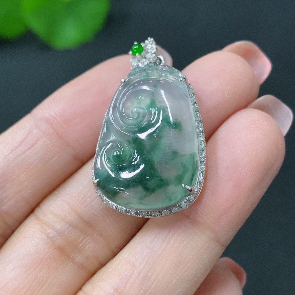 Jadeite Ruyi Inlaid Pendant 18K Gold Total Weight Approx. 4.1g (with Diamond Accents)