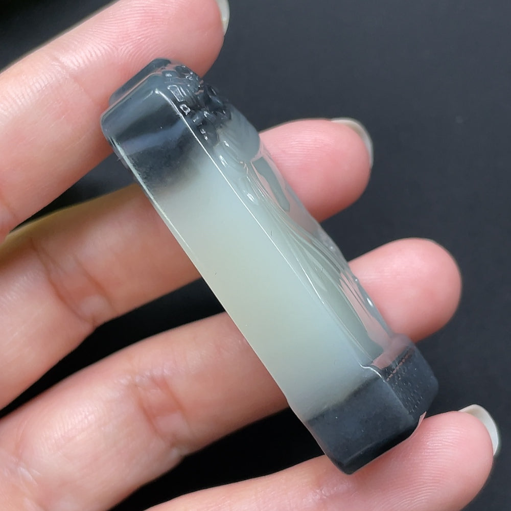Hetian Jade Beauty Pendant Total Weight About 38.51g