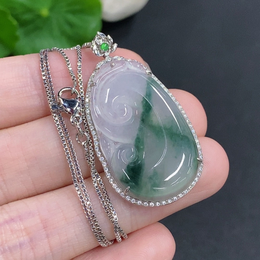 Jadeite Ruyi Pendant 18k Gold Chain Not Included Total Weight Approx. 4.6g (Excluding Chain) Non-Diamond